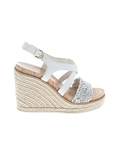 Pre-owned Ferragamo Wedges In Tan
