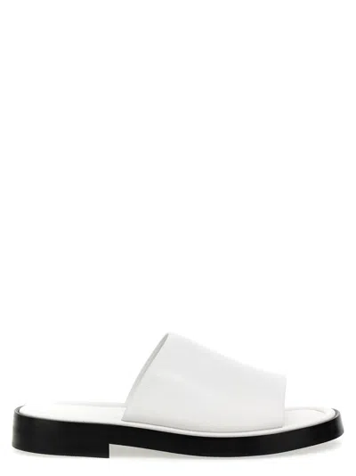 FERRAGAMO WHITE GIUNONE SANDALS