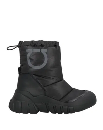 Ferragamo Woman Padded Ski Boot In Black