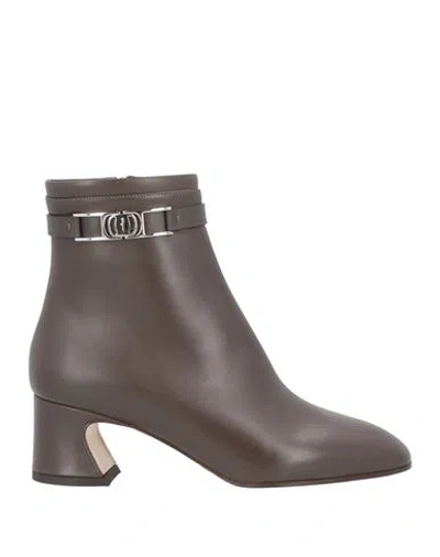 Ferragamo Woman Ankle Boots Brown Size 8 Calfskin