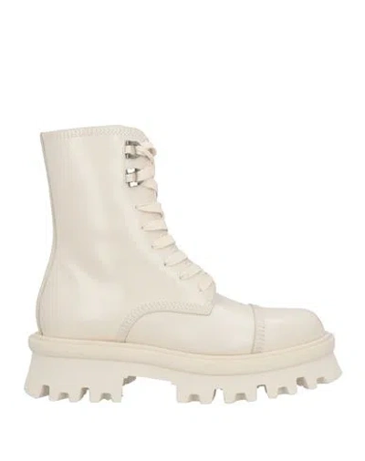 Ferragamo Woman Ankle Boots Cream Size 8 Calfskin In White