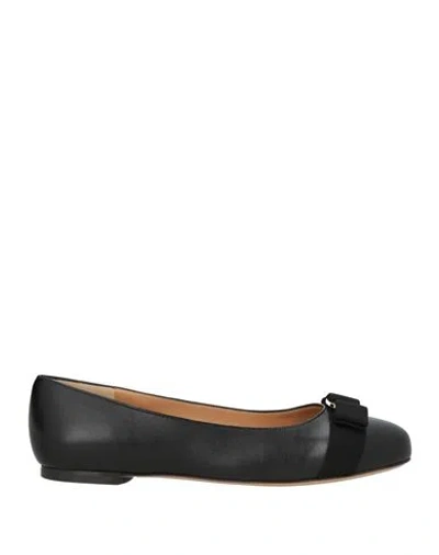 Ferragamo Glossy Leather Ballerinas With Bow Accent In Black