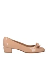Ferragamo Vara 30 Nappa Leather Pumps In Pink