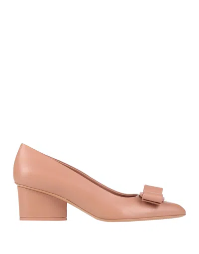 Ferragamo Pumps In Pink