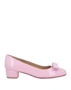 Ferragamo Bow-detail Logo-plaque Pumps In Pink