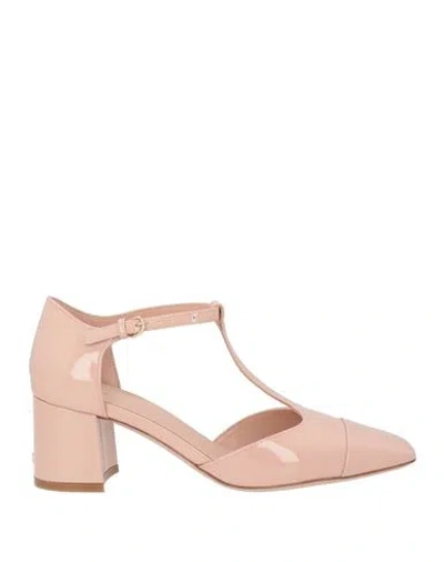 Ferragamo Woman Pumps Pink Size 9 Calfskin