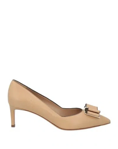 Ferragamo Woman Pumps Sand Size 8 Leather