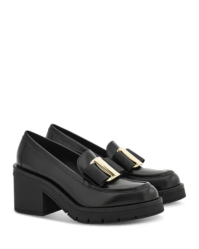 Ferragamo Benilde Leather Vara Bow Heeled Loafers In Black