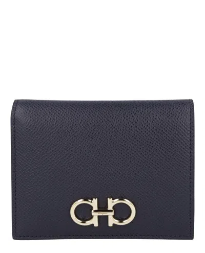 Pre-owned Ferragamo Women's  Gancini Compact Wallet In Navy Blue