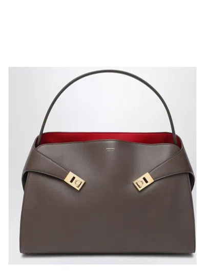 FERRAGAMO WOMEN'S HUG SOFT L CLAY/RED SHOULDER BAG