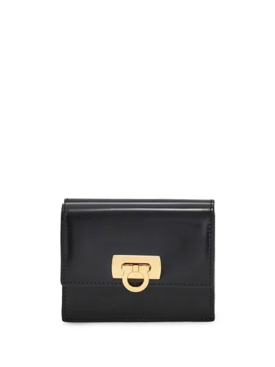 FERRAGAMO FERRAGAMO WOMEN GANCINI BI-FOLD WALLET WITH COIN POCKET