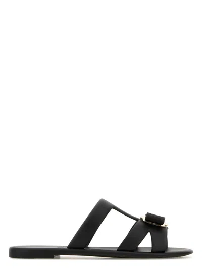 FERRAGAMO WOMEN'S RUBBER LILOU SLIPPERS SANDAL