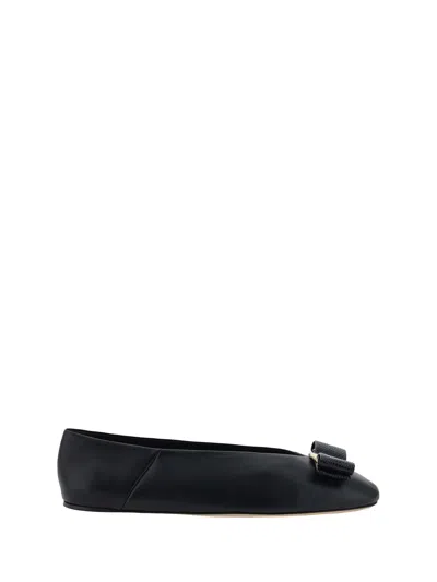 FERRAGAMO FERRAGAMO WOMEN VARA BALLERINAS