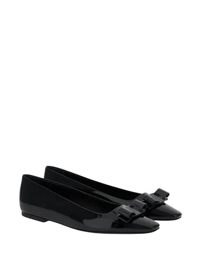 Ferragamo Women's Vara Bow Ballerina Shoes In Black