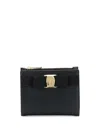 Ferragamo Bow Compact Wallet Vara In Black