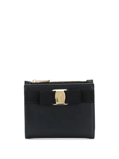Ferragamo Women Vara Bow Compact Wallet In Black
