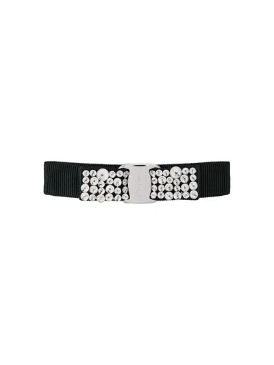 Ferragamo Women Vara Plate Hair Clip In Black