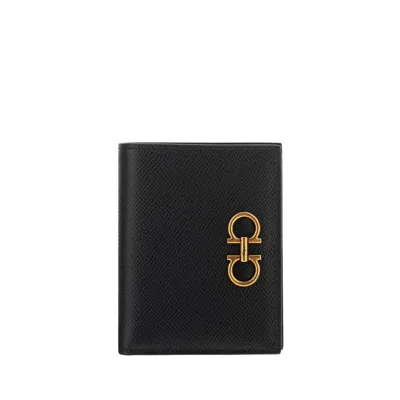 Ferragamo Bifold Calfskin Wallet Gancini Logo In Black