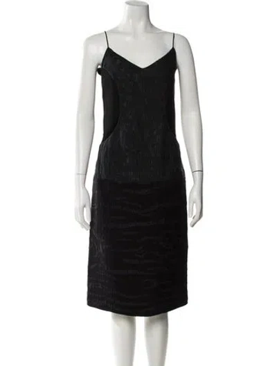 Pre-owned Ferragamo Wool Midi Length Dress In Black