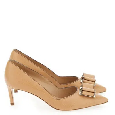 Ferragamo Zaia Bow Leather Pumps In Gold