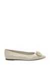 Ferragamo Zea Vara Bow Ballet Flats In Nappa Leather In Mascarpone