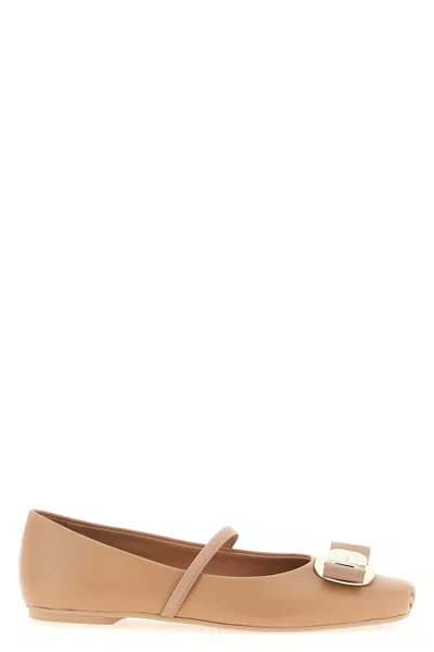Ferragamo 'zina' Ballet Flats In Pink