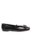Ferragamo New Vara Plate Ballet Flat Shoes In Black