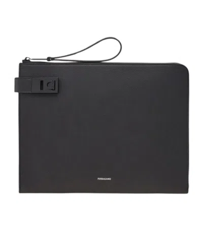 Ferragamo Zippered Shoulder Bag In Black