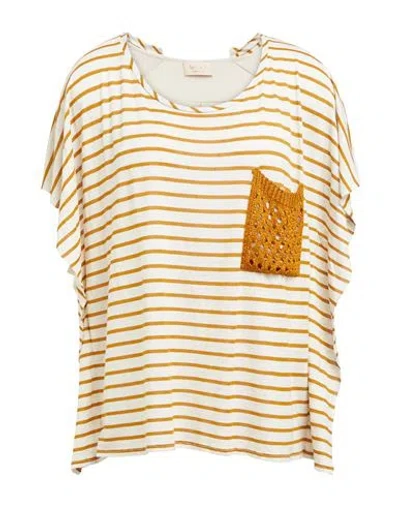 Ferrante Woman T-shirt Camel Size 8 Viscose, Linen, Polyester In Beige