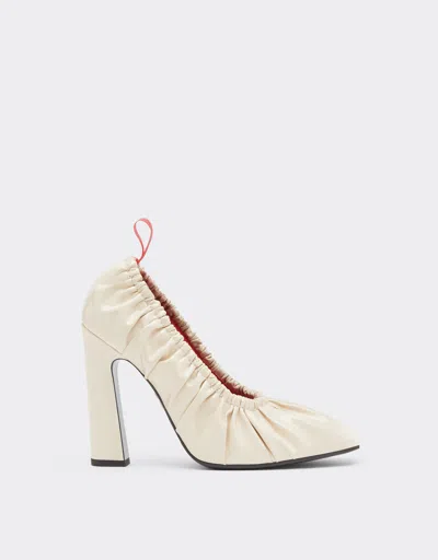 Ferrari Patent Leather Curled Pump Shoe In Ivory