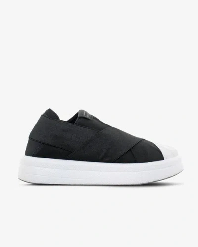 Fessura Foam X Sneaker In Black