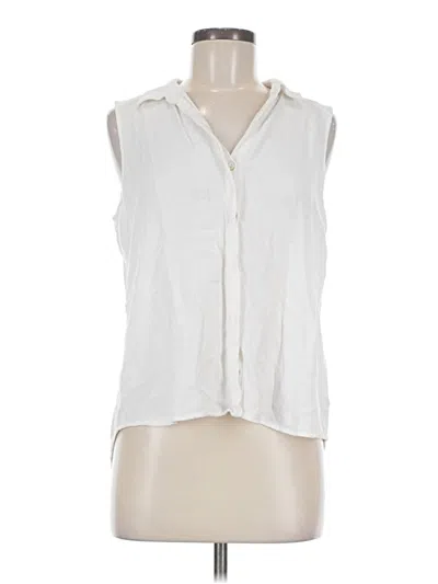 Pre-owned Fever Sleeveless Button Down Shirt In White