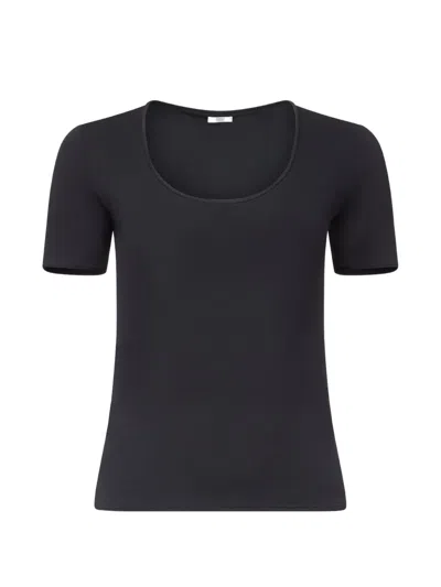 Fforme Lea T-shirt In Black