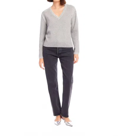 FIFTEEN TWENTY ALI STITCH V-NECK SWEATER IN GRAY