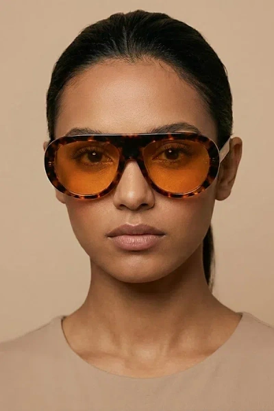 Fifth & Ninth Oceane Aviator Polarized Sunglasses In Torte/orange At Urban Outfitters