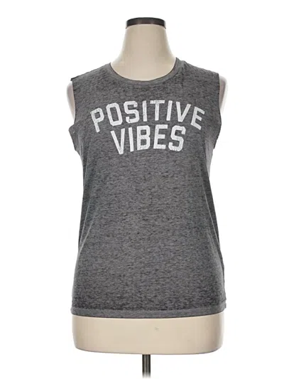 Pre-owned Fifth Sun Sleeveless T-shirt In Gray