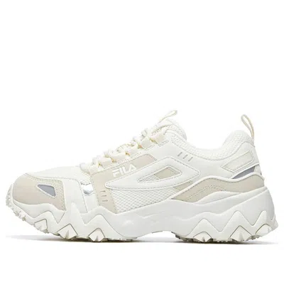 Fila (wmns)  Oakmont Low-top Running Shoes Beige In White