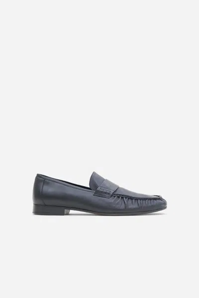 Filippa K Gathered Detail Loafers In Black