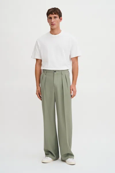 Filippa K Milo Trousers In Green