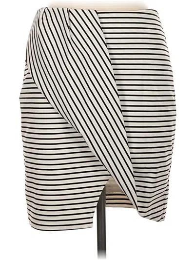 Pre-owned Finders Keepers Casual Skirt In White