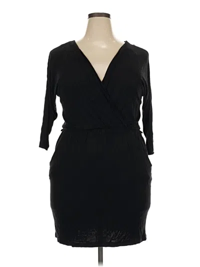 Pre-owned Finesse Cocktail Dress In Black