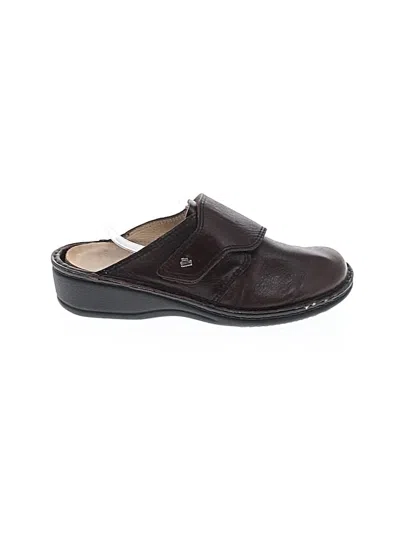 Pre-owned Finn Comfort Mule/clog In Brown