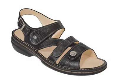 Finn Comfort Women's Gomera Sandal In Black Plisseelight