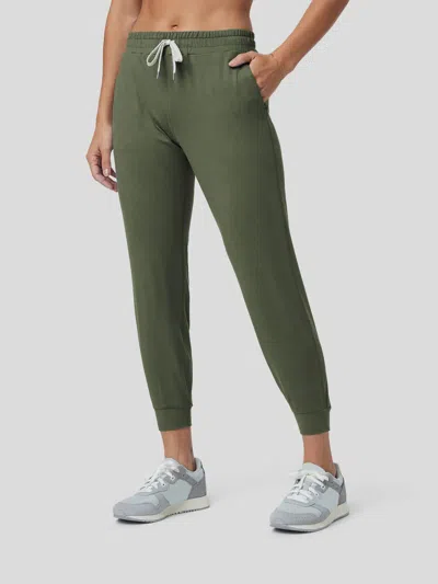 Fioboc Velou Performance Jogger In Green