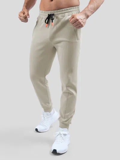 Fioboc Weekend Performance Jogger In White