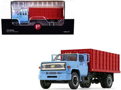 First Gear 1970s Chevrolet C65 Grain Truck With Corn Load Baby Blue And Red 1/34 Diecast Model By