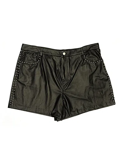 Pre-owned First Love Shorts In Green