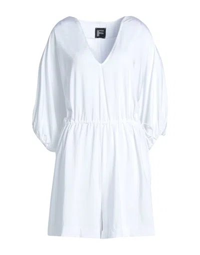 Fisico Cristina Ferrari Cover-ups In White