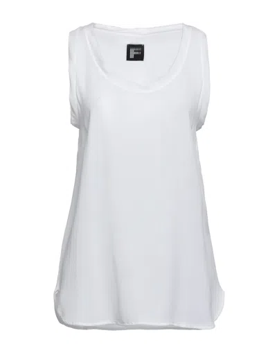 Fisico Cristina Ferrari Fisico Tops In White