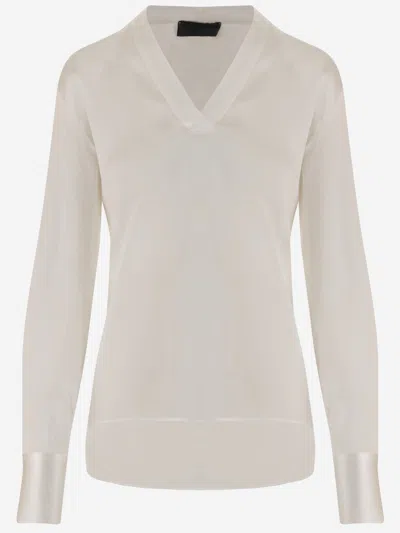 Fit V-neck Stretch Silk Shirt With Buttoned Cuffs In White